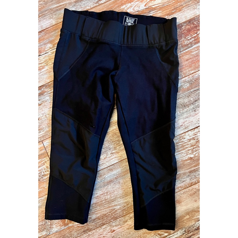 5.11 Tactical Black Compression Capri Leggings Womens Small Utility Activewear